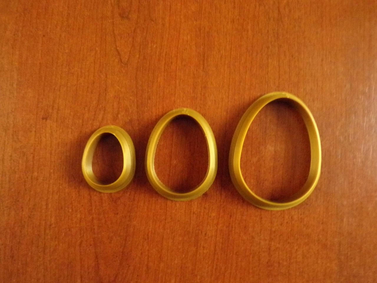Lot of 3 3D printed egg rings PLA approximately 4 cm, 5.5 cm, 7 cm – photo 3
